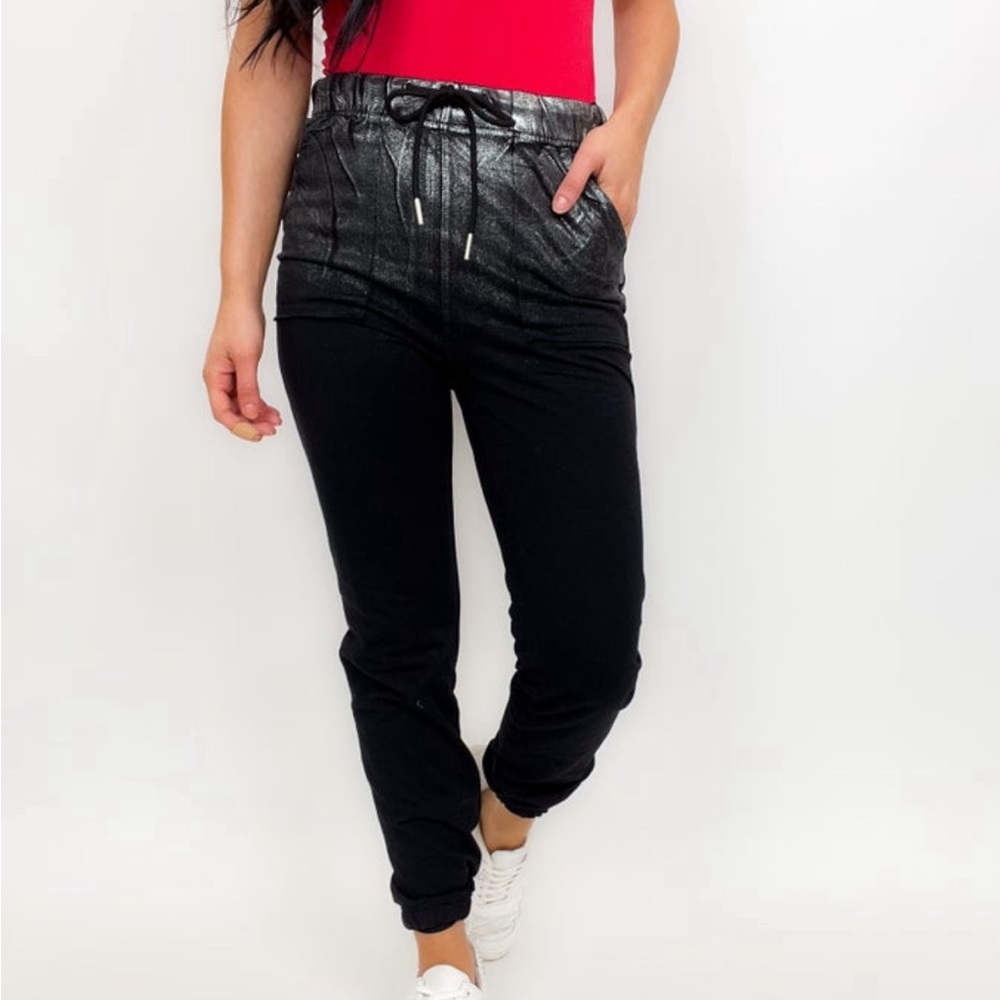 White birch metallic black joggers